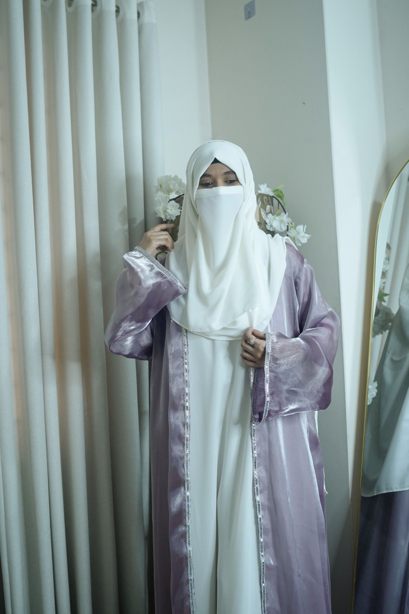 Full Sleeve Stylish Pink Borka for Women